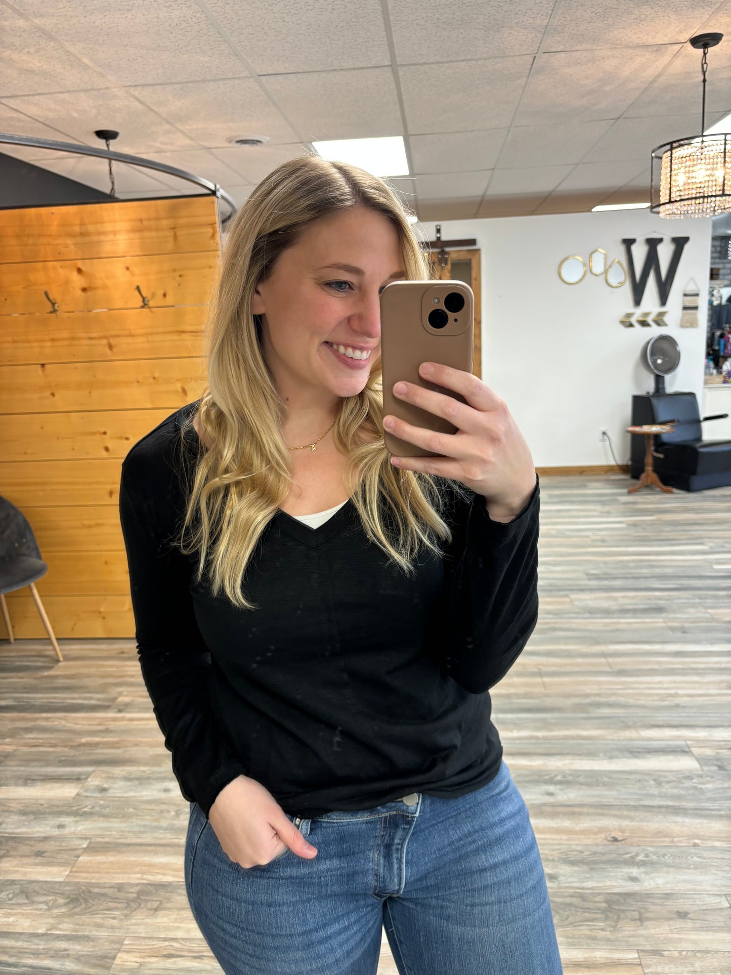 Sandalwood Long Sleeve - Black