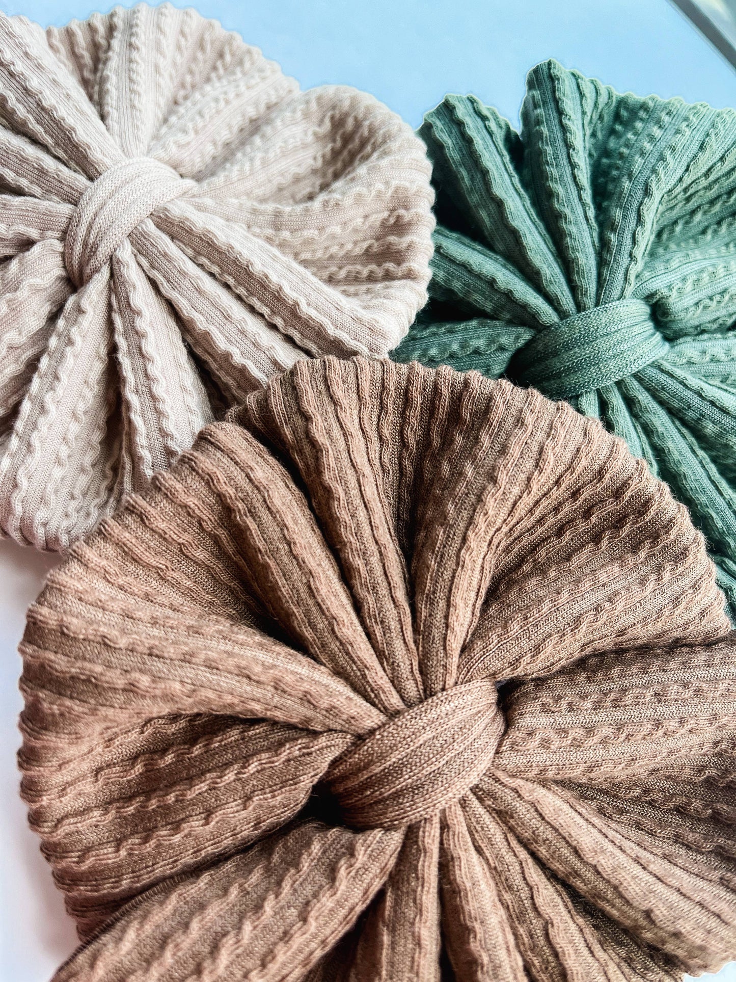 Neutral Messy Baby Bow Headband: Moss