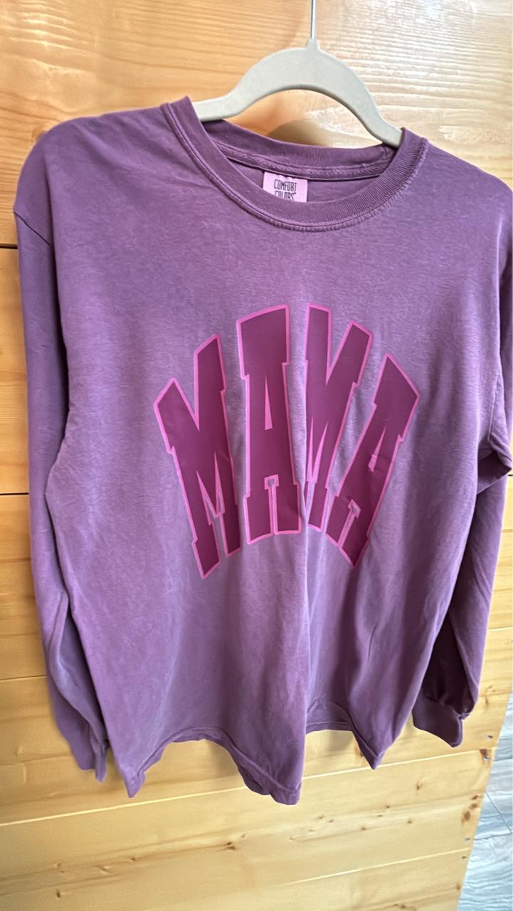 Mama Berry Longsleeve Tee