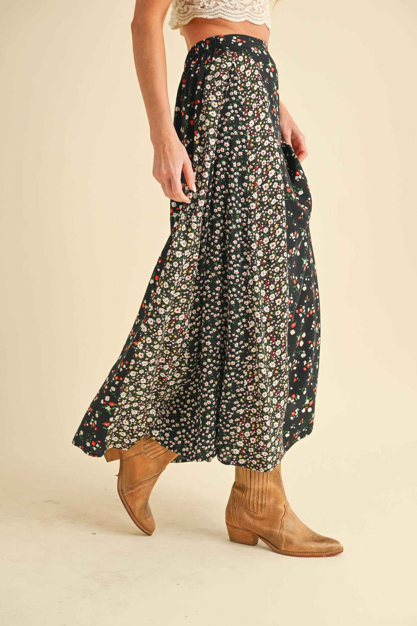 Melanie Skirt | Black Floral