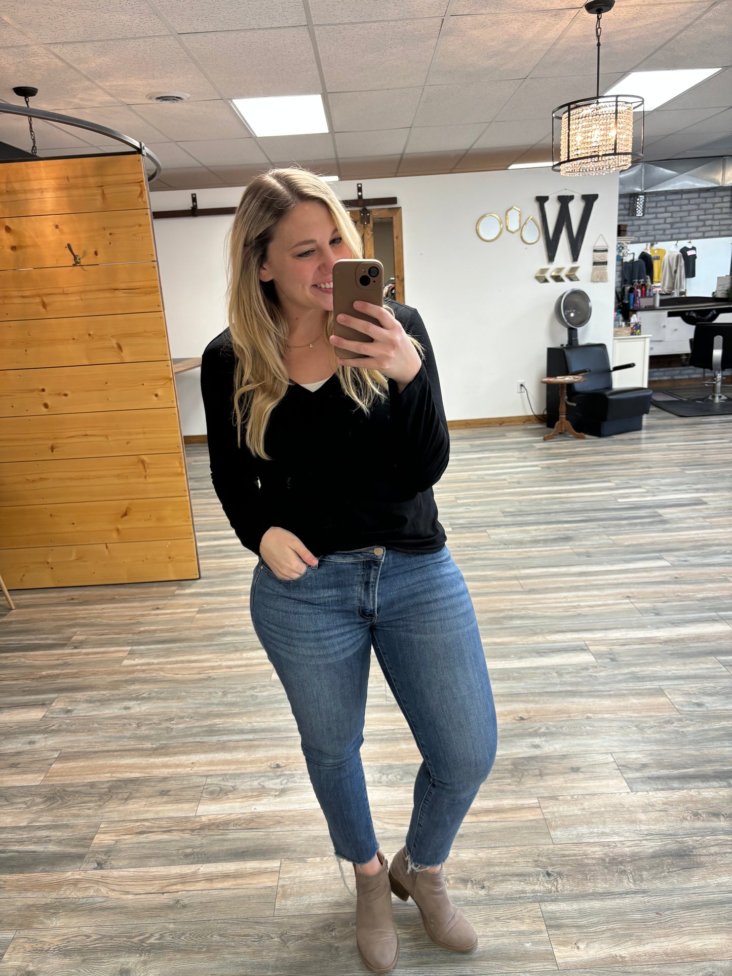 Sandalwood Long Sleeve - Black