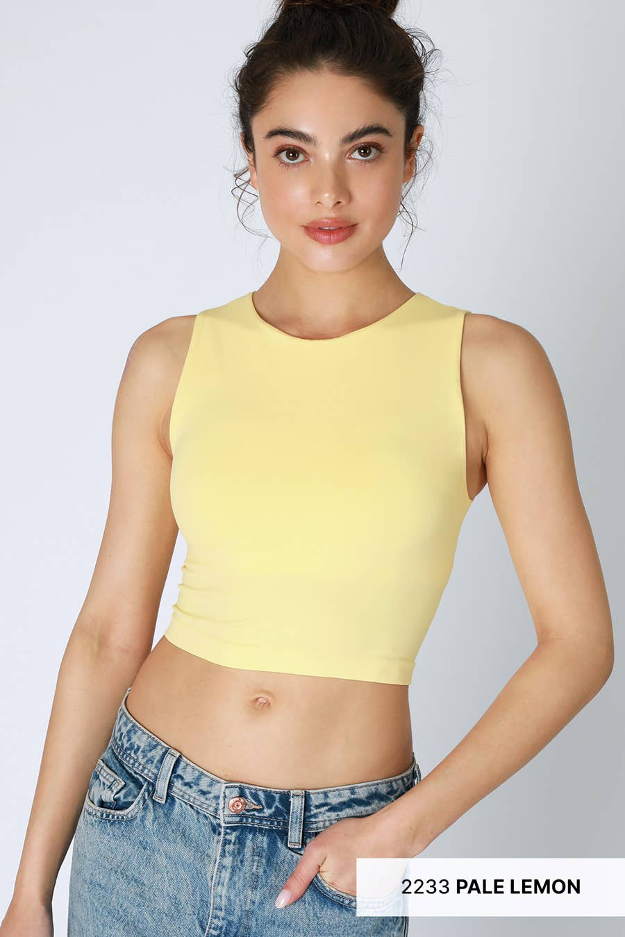 Clean Line Crew Neck Crop Top | Black
