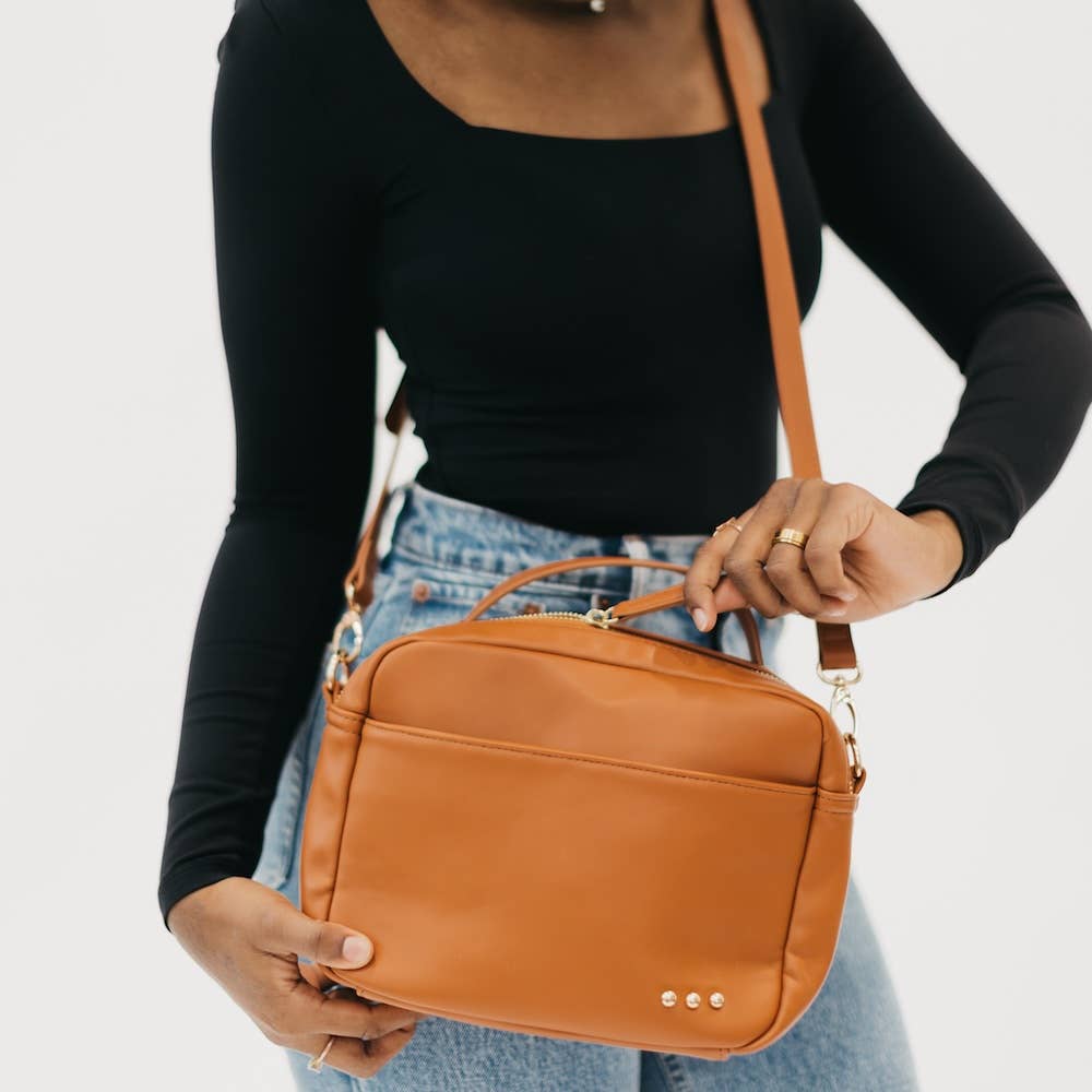 Harriet Handle Crossbody and Shoulder Bag: Black