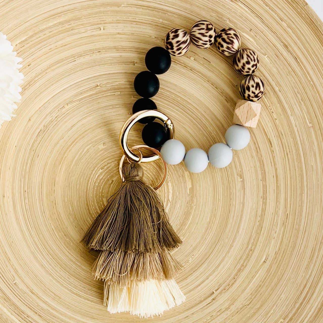 Bangle Keychain | Silicone Wristlet Key Ring | Ombre Tassel: White Leopard