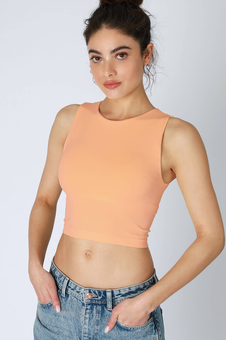 Clean Line Crew Neck Crop Top | Black